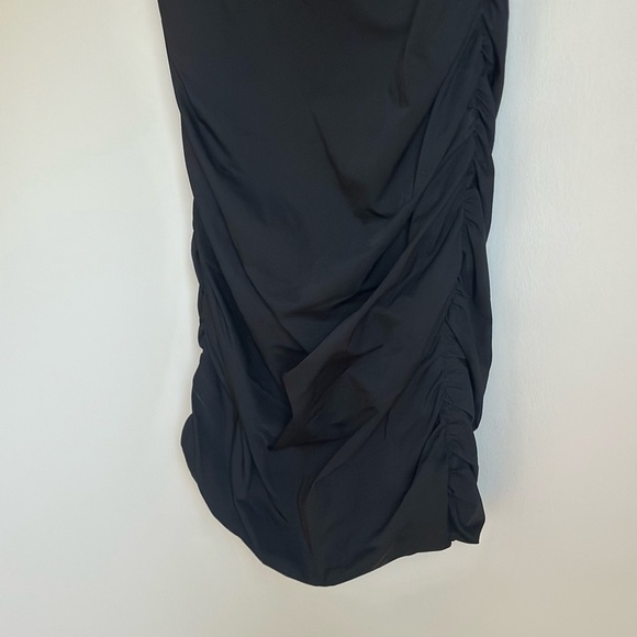 Diane Von Furstenberg DVF TULIPAN Black Sleeveless Ruched Slim Fit Dress 4 LBD - Picture 3 of 8